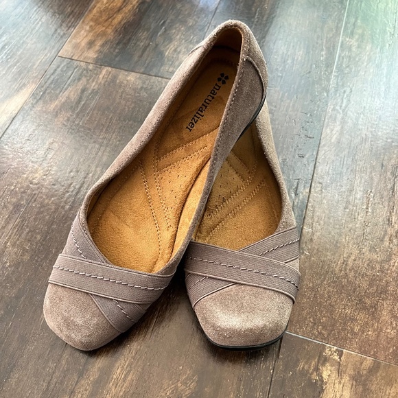 Naturalizer Shoes - Naturalizer flats. Your feet will thank you!